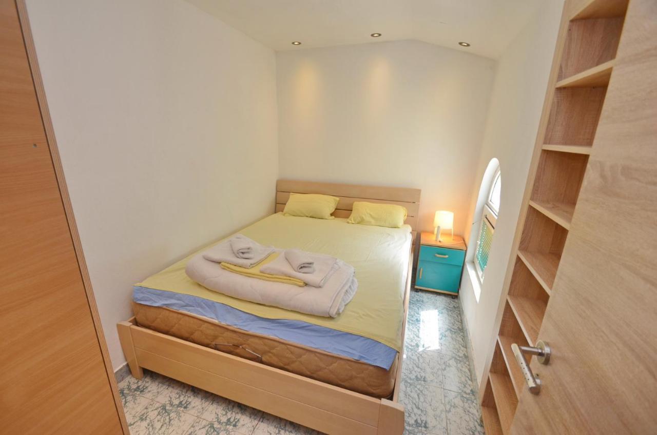 Ferienwohnung Bugi Kotor Exterior foto