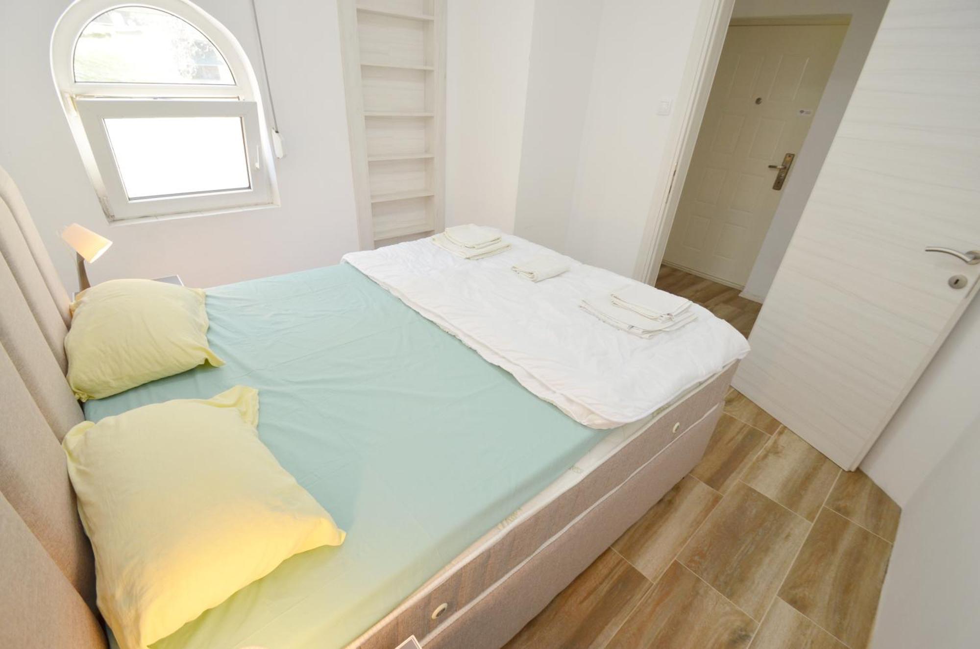 Ferienwohnung Bugi Kotor Zimmer foto