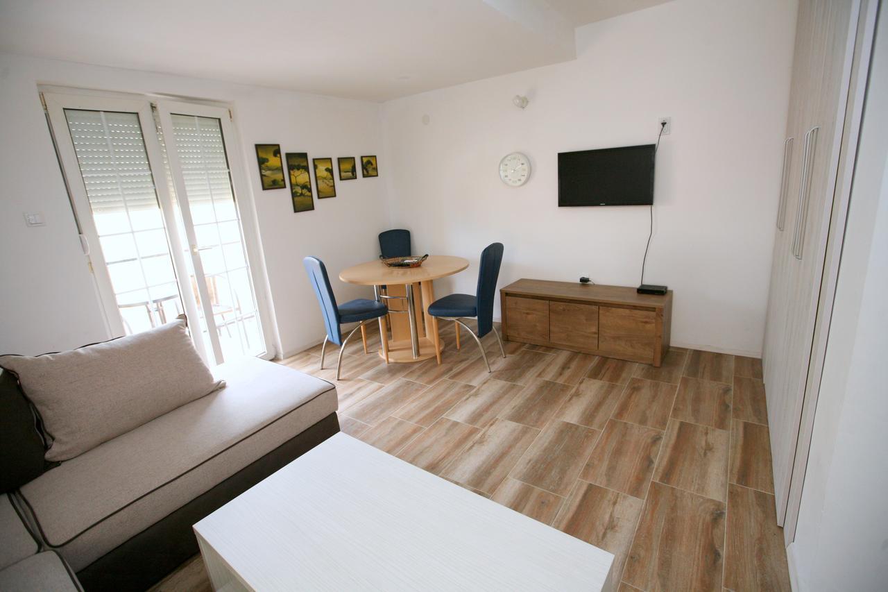 Ferienwohnung Bugi Kotor Exterior foto