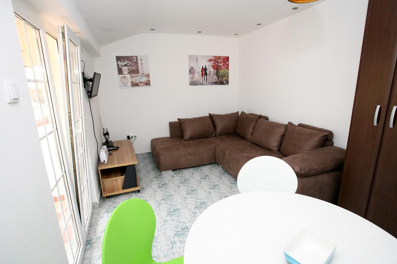 Ferienwohnung Bugi Kotor Exterior foto