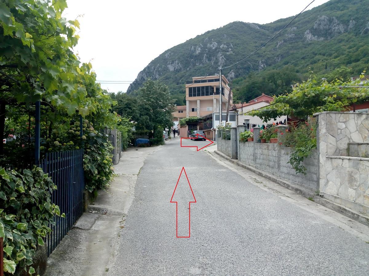 Ferienwohnung Bugi Kotor Exterior foto
